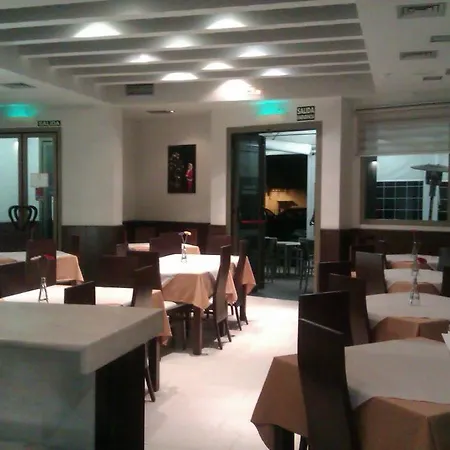 Casa De Larios Pensión Estepa