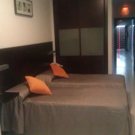 Casa De Larios 2*