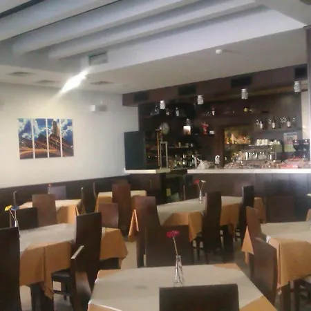 Casa De Larios Guest house 2*